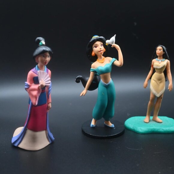 vintage disney figurine bundles - Pocahontas,  john smith,  mulan, jasmine - Picture 2 of 9